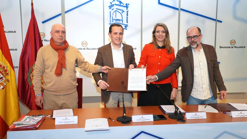 presidente diputacion valladolid conrado iscar presidenta confederacion vallisoletana empresarios angela miguel secretario provincial ccoo raul garcia 98