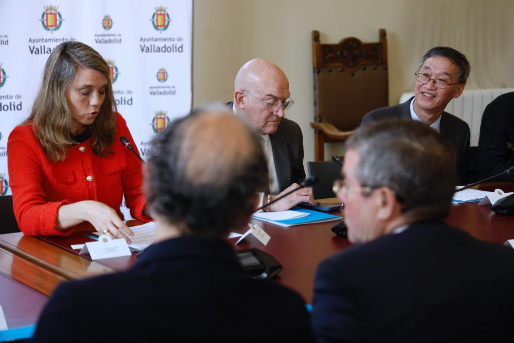 Encuentro CEOE Valladolid y Ayuntamiento de Valladolid con la embajada de China